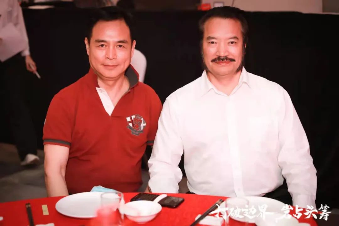 群星璀璨，共譜華章 | 2021將軍企業(yè)戰略營(yíng)銷(xiāo)峰會(huì )答謝晚宴盛大舉行！(圖14)