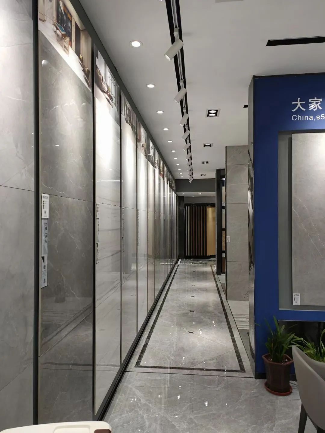 中國設計選材金牌服務(wù)商 | 范里典：與時(shí)俱進(jìn)，唯有創(chuàng  )新(圖5)