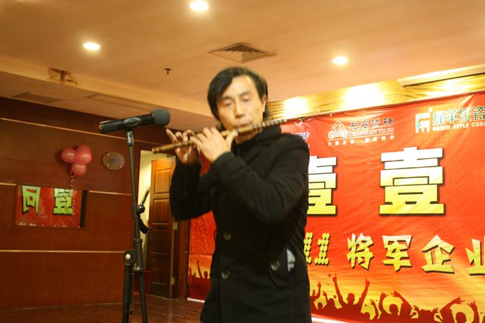將軍很給力 壹壹向前沖！
(圖9)