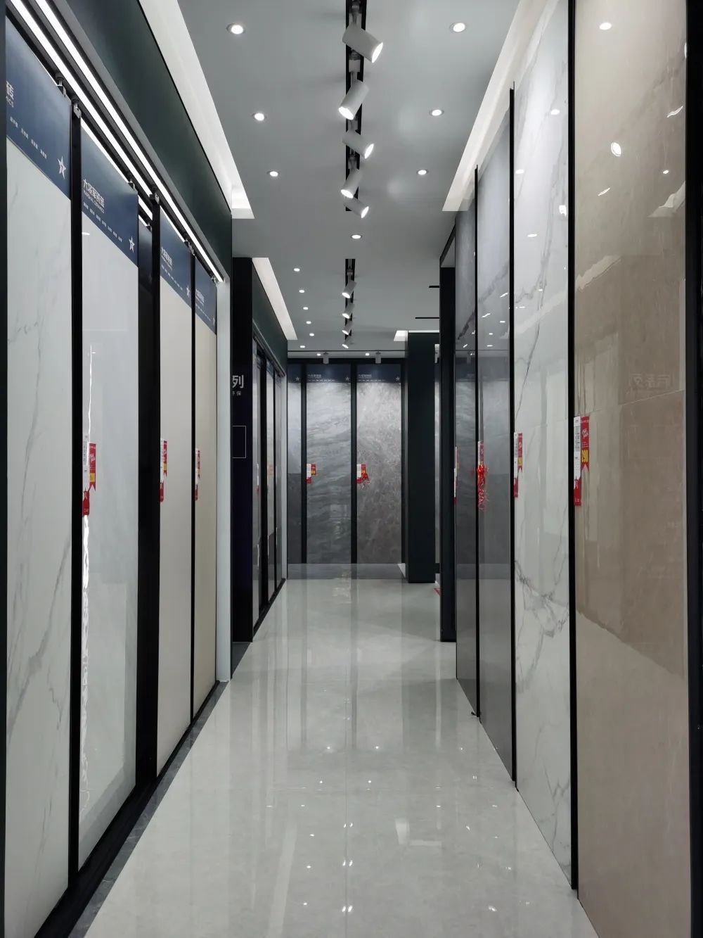 新店鑒賞 | 大將軍瓷磚高州旗艦店，以全新SI形象登場(chǎng)！(圖14)